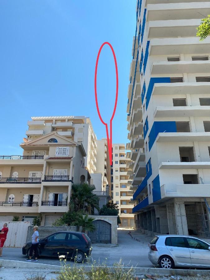 Appartamento Giallo Vlore Bagian luar foto